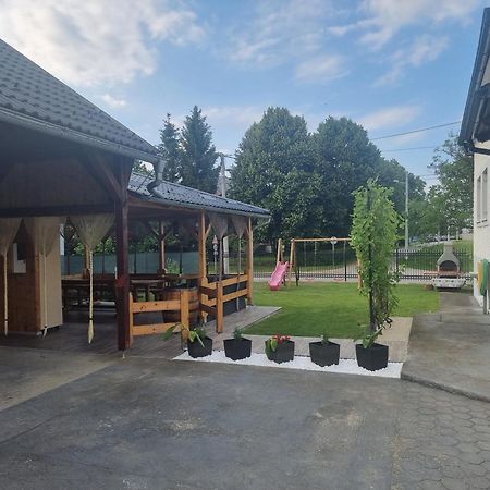 Holiday Home Baotic Velika Mlaka ภายนอก รูปภาพ